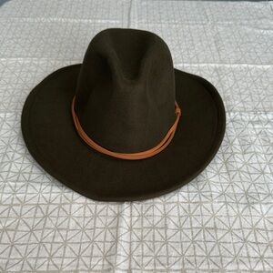 NWOT Olive Women's Fedora Hat